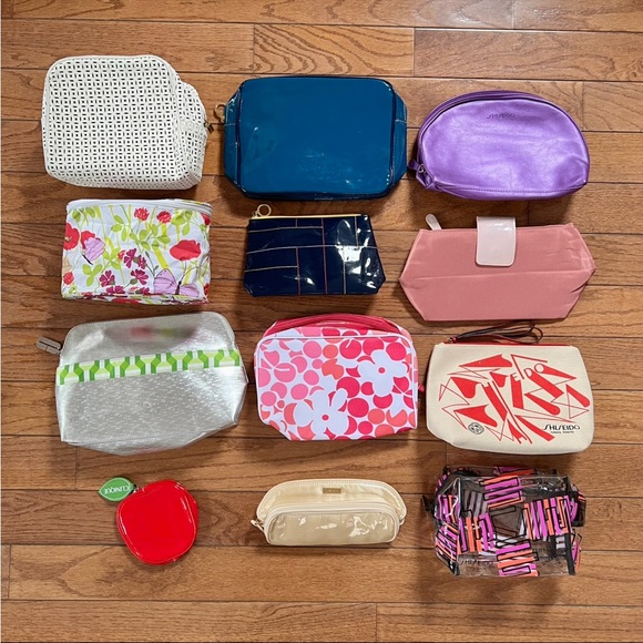 Set of 12 Cosmetic Bags - Picture 1 of 16